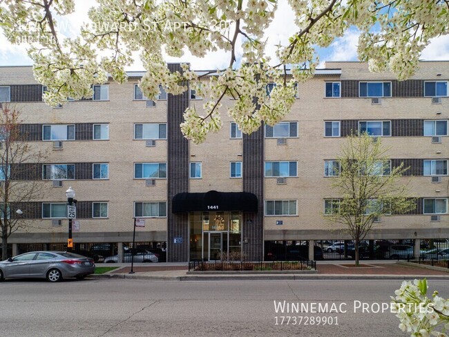 Photo - 1441 Howard St Apartment Unit 309