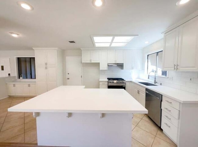 Photo - 5316 Marmith Ave