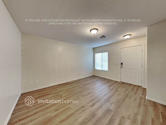 Photo - 22512 W Desert Bloom St