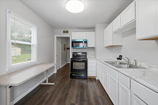 Photo - 3705 N Whittier Pl