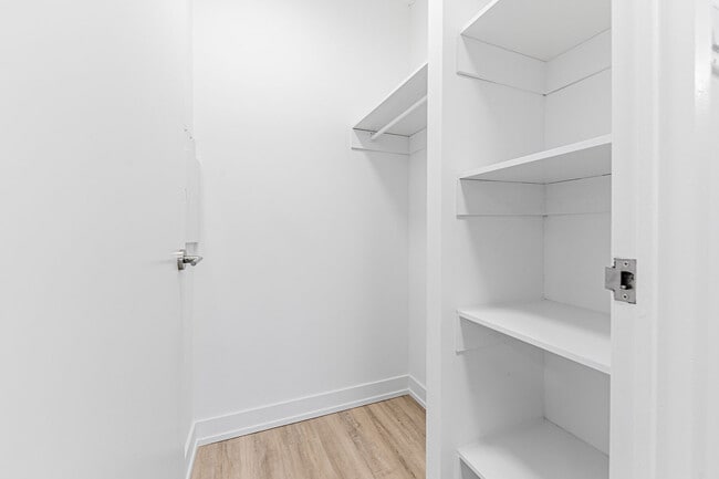 Photo - 191 Sherbourne St