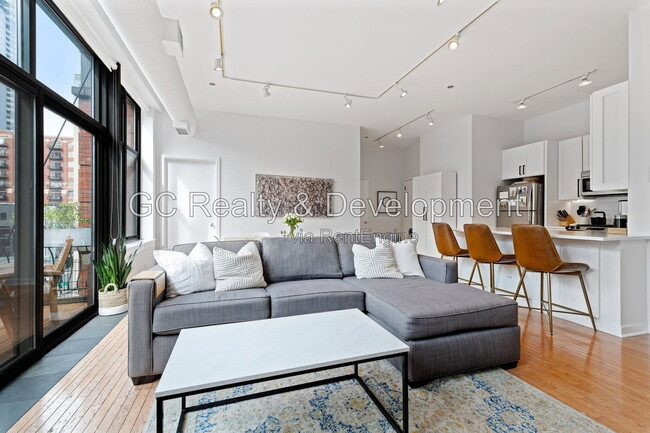Photo - 333 W Hubbard St Unidad 5A