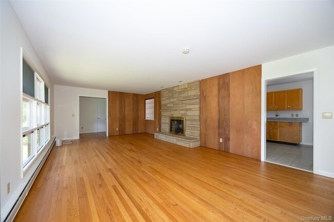Photo - 2108-2110 New Hackensack Road Unit