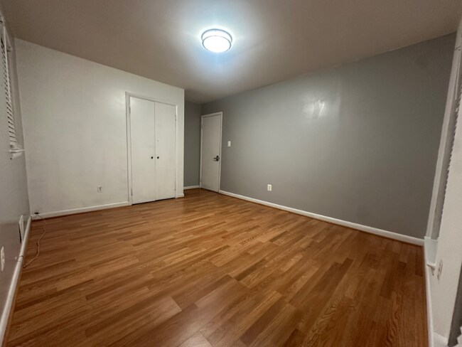 Photo - 8xxx Barrett Rd