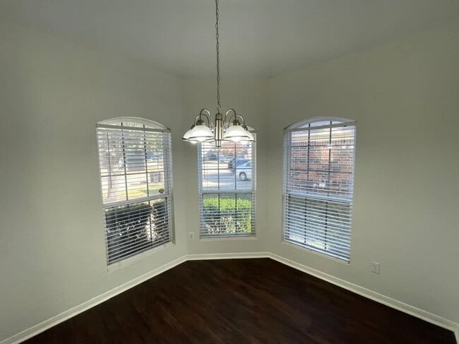 Photo - 19115 Badger Ct