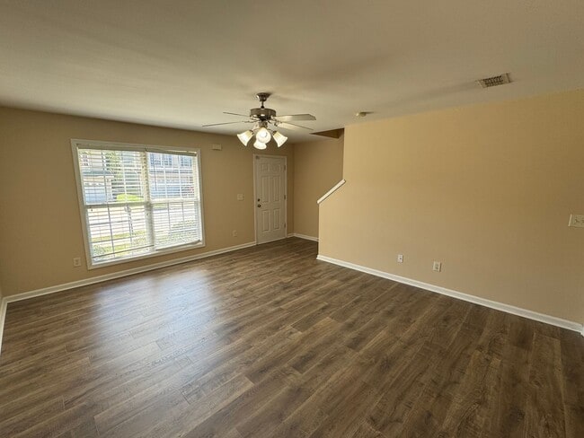 1441 Priestshore Bay