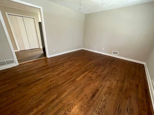 Photo - 1665 Elmwood Dr