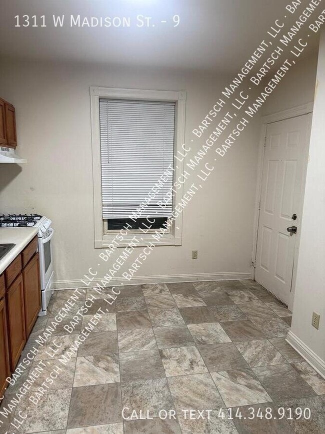 1311 W Madison St Unit 9