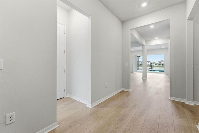 8369 Fenton St
