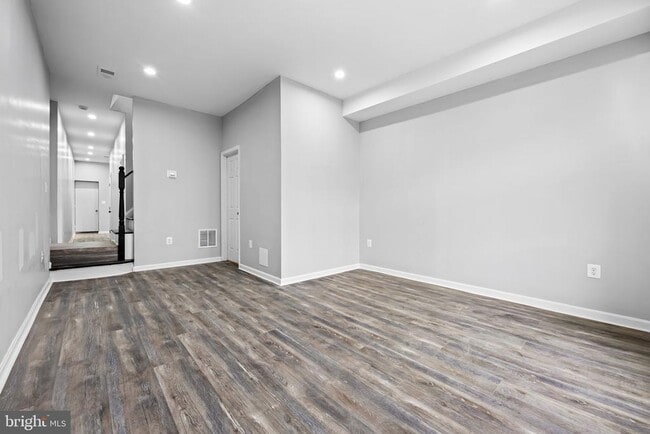 Photo - 1918 E Lafayette Ave