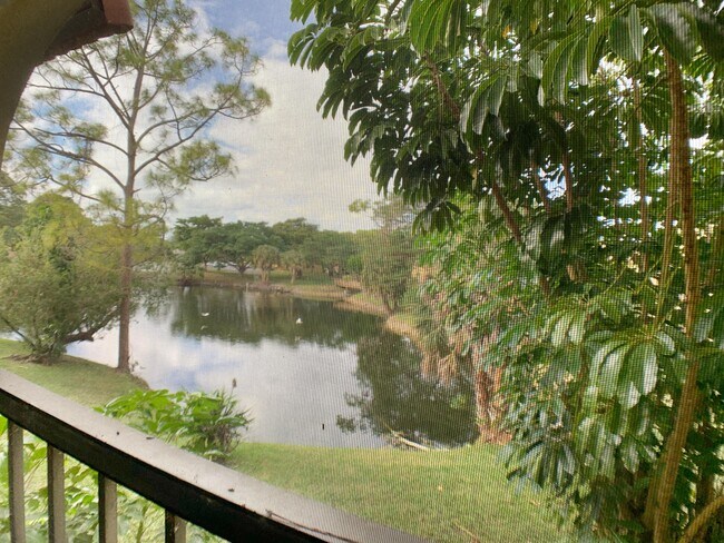 Photo - 924 SW 9th St Cir Unit #206