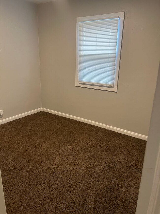 Photo - 1472 W 32nd St Unit 1474 W 32nd St