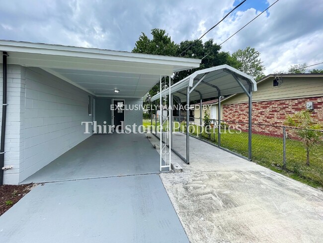 Photo - 5164 Timawatha Ave