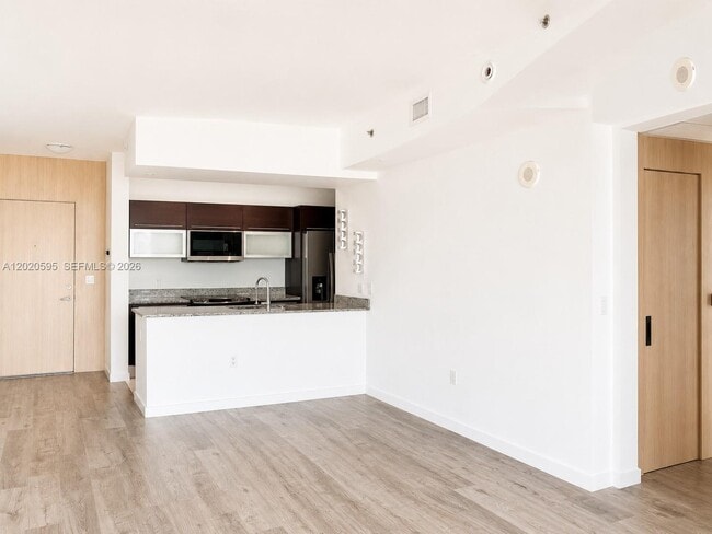 Building Photo - 951 Brickell Ave Unit 3501