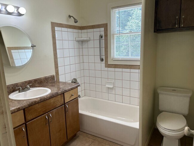 Photo - DRP Investments-3304/3306 Maple Road Unit 3304 Maple Rd SE