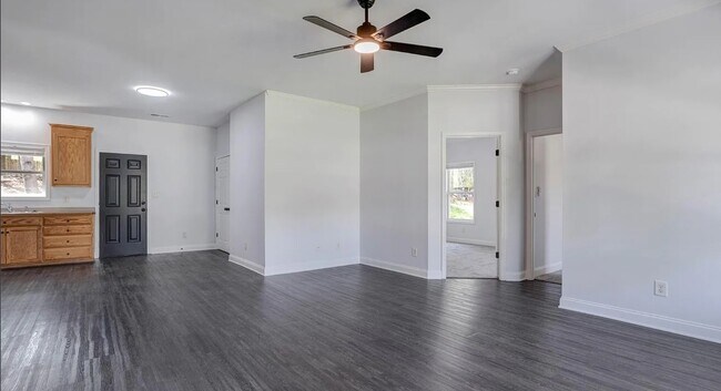 Photo - 6549 Wesbrook Dr