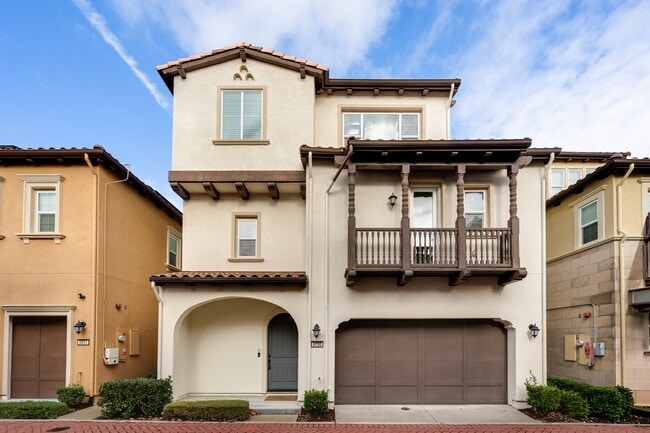 Building Photo - 5130 Rowan Dr