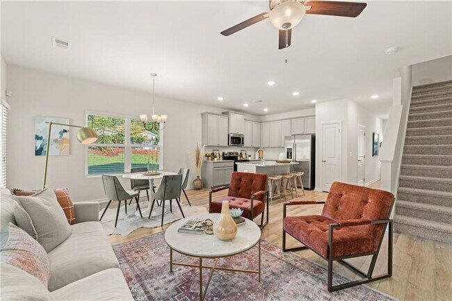 Photo - 539 Buxton Rd