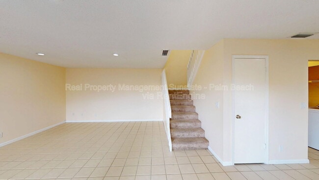 Photo - 1921 N Congress Ave