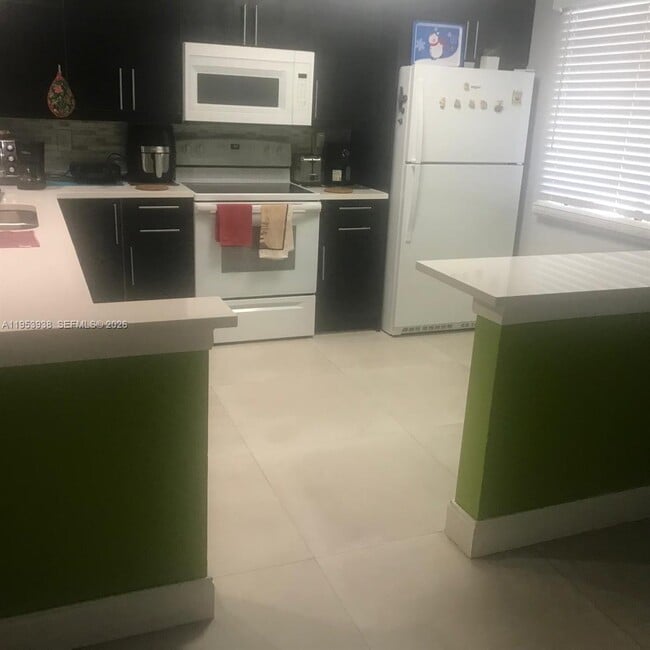 Photo - 195 Lakeview Dr Unit 104