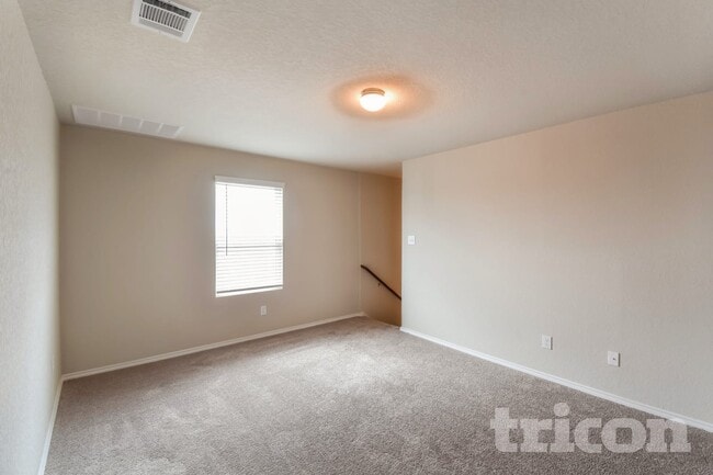 Photo - 8902 Lamus Wheel House