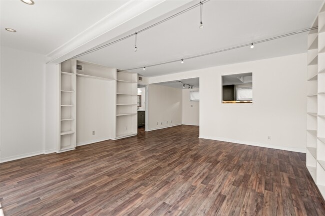 Photo - 1963 Lexington St Unit 2