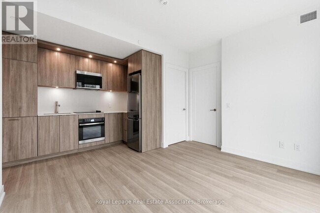 Photo - 25 Cordova Ave Unité 801