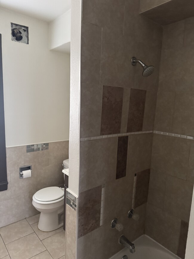 Photo - 12 D St NW Unit 6