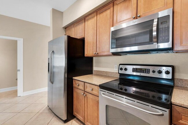 Photo - "Spacious 2-Bed Townhouse in Prime Fort Walton Beach Location" Unit B