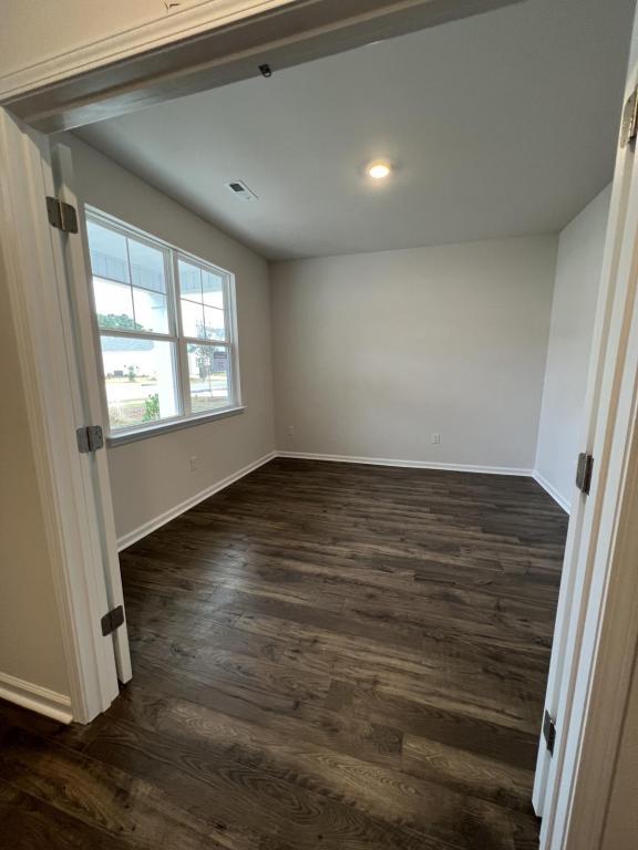 Photo - 181 Kelsey Ct