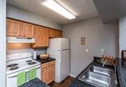 2HAB, 2BA - 838SF Cocina