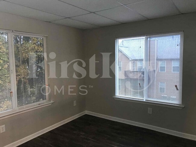 Photo - 4020 Brookfield Way