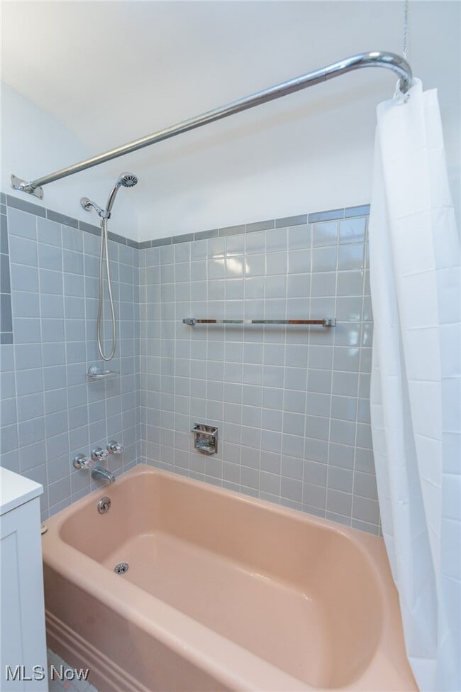 Building Photo - 2207 Campus Rd