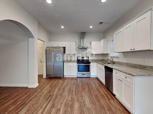 Photo - 1106 Carrington Pkwy