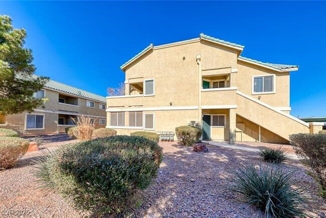 Photo - 1561 Linnbaker Ln Condo Unit 201