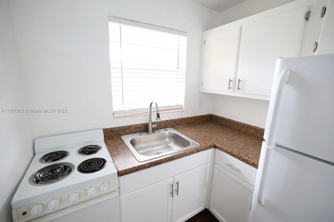 Photo - 7200 W 11th Ct Unit 6