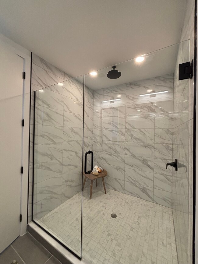 Photo - 2331 NE 171st St Unit B11