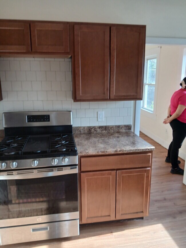 Photo - 44 Spring St Unit 2nd floor