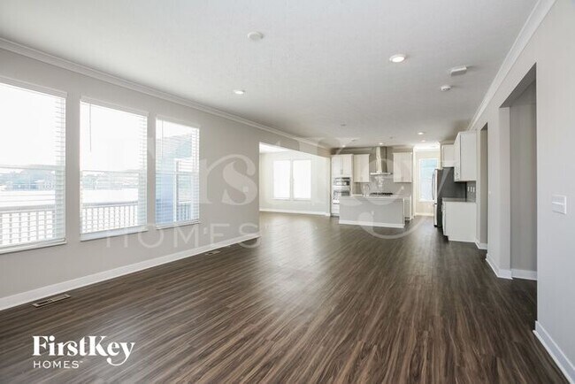 Photo - 19316 English Lake Lane