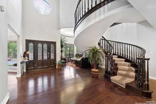 Photo - 8 Rogers Wood