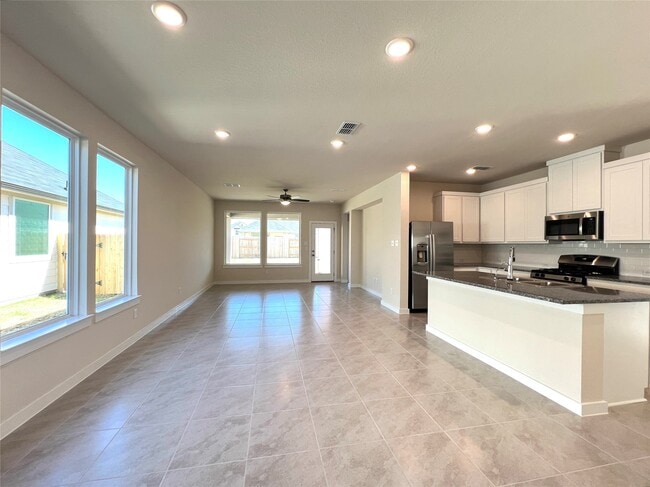 Photo - 7238 Clearwater Cv Dr