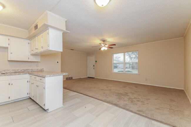 Photo - 4213 Kirby St