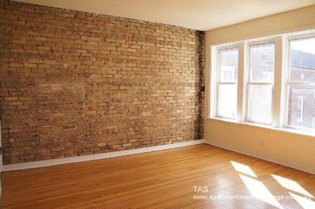 Building Photo - 3046 W Wellington Ave Unit 2 Rental