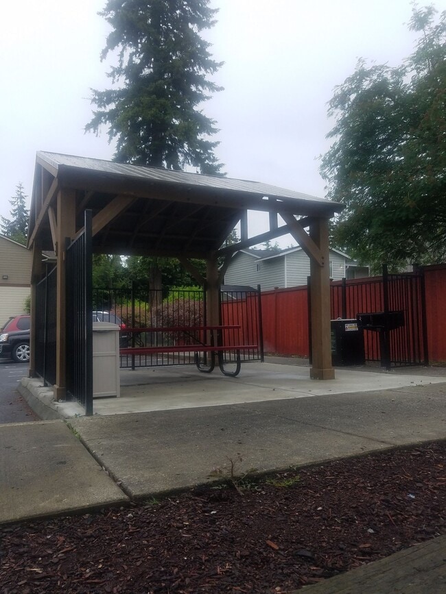 Horizon Square Apartment Homes