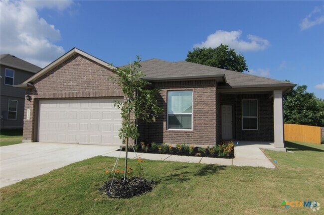 Building Photo - 1330 Ace Ranch St Rental