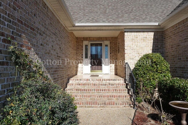 Photo - 1020 Ringlet Ct