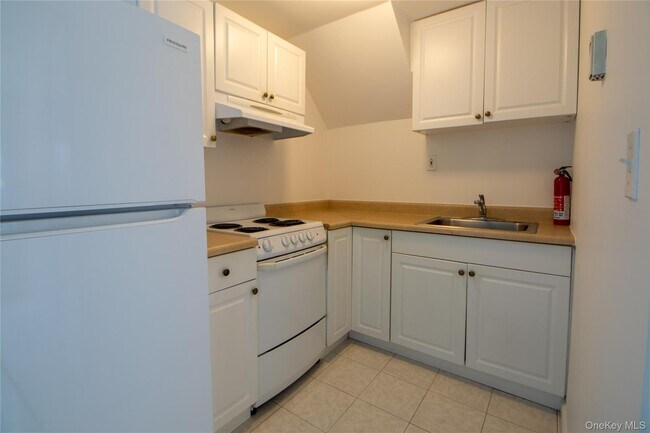 31 Cherrywood Dr