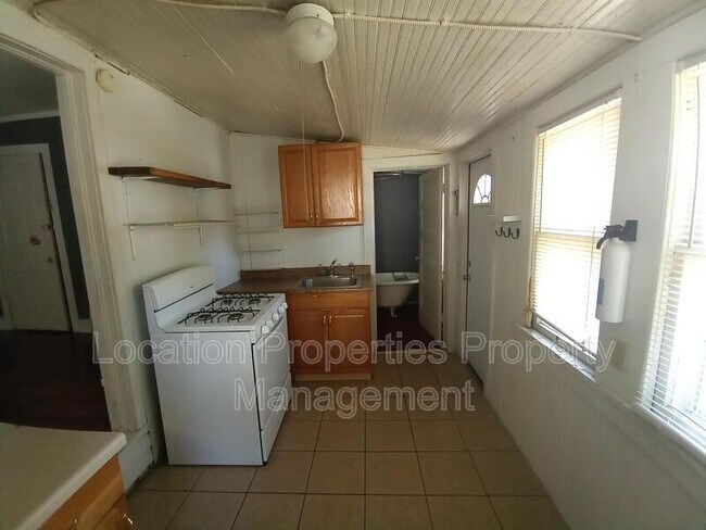 Photo - 1041 Kentucky St