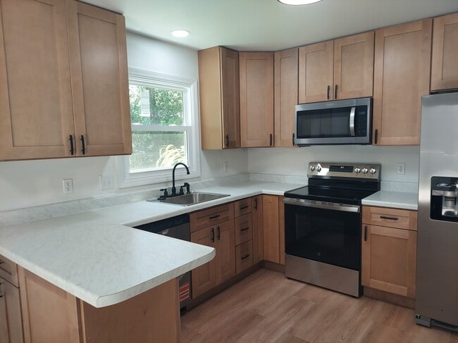 Photo - 278 Wolfner Dr