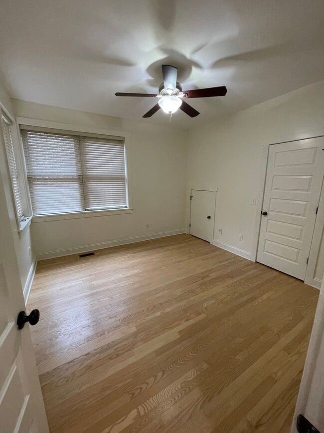 Photo - Super Convenient Kenilworth Location! 3 Bedrooms, 2 Bathrooms